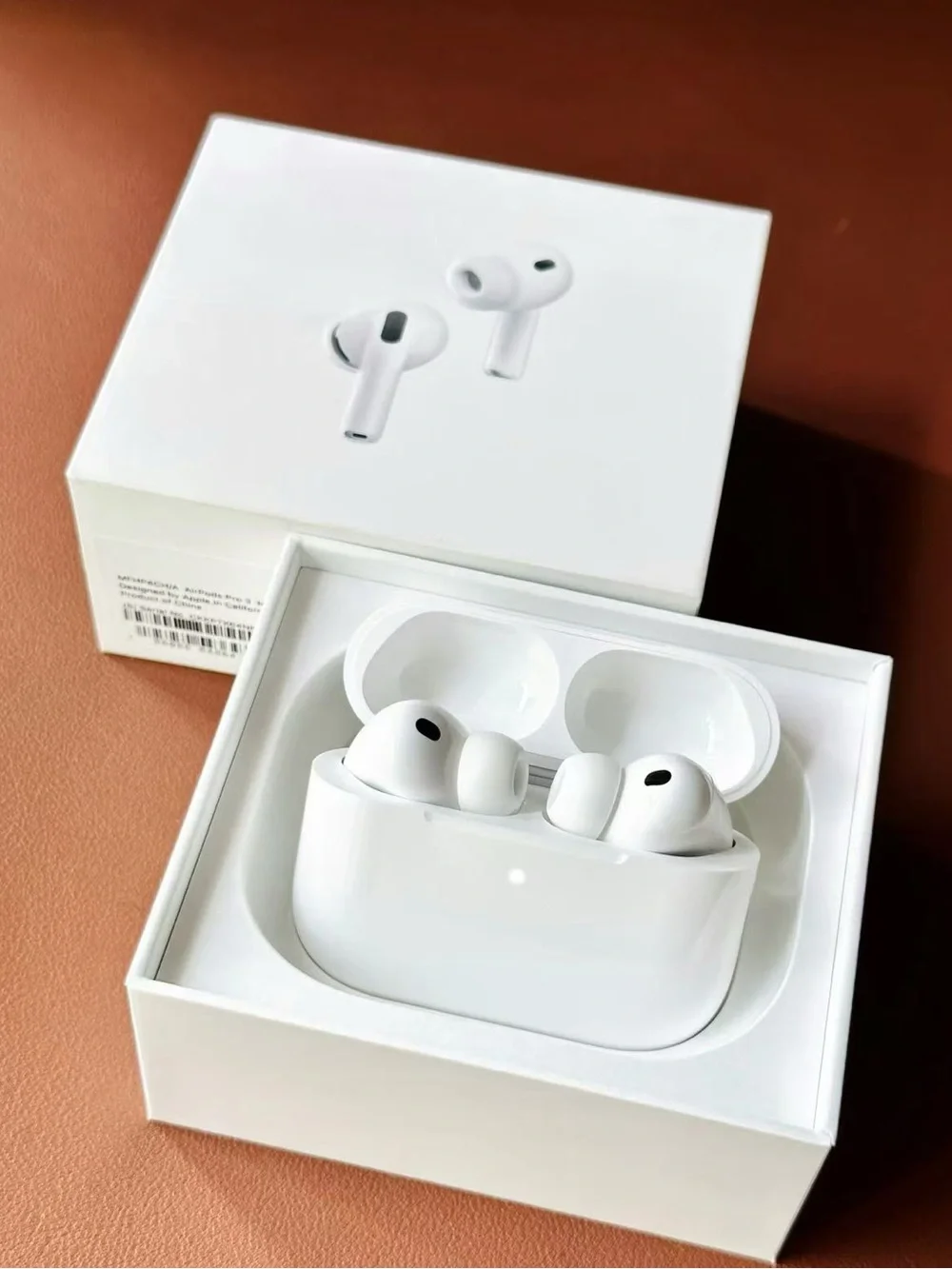 Apple AirPods Pro (White) with Charging Case
